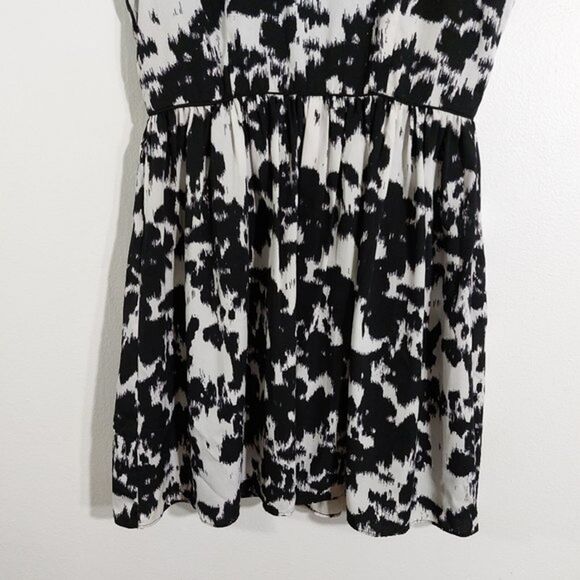 RED Saks Fifth Avenue Black White Ikat Ink Splatter Fit & Flare Dress Size XS - Picture 2 of 10